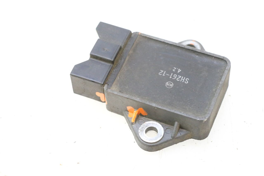 photo de LAADREGELAAR HONDA ST PAN EUROPEAN 1100 (1990 - 2002) - Hoofdaanzicht