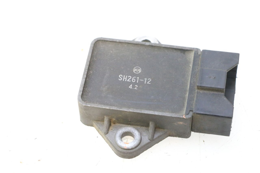 photo de LAADREGELAAR HONDA ST PAN EUROPEAN 1100 (1990 - 2002) - Andere kijkhoek