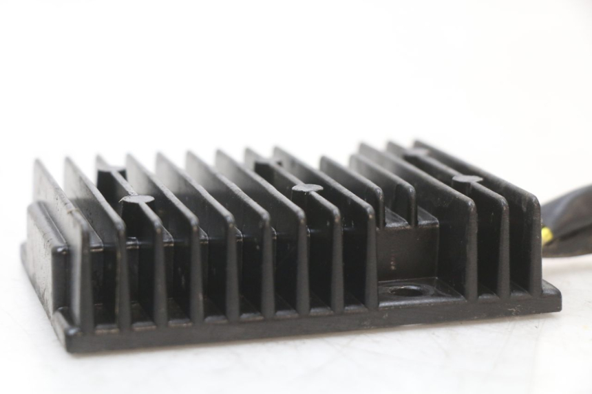 photo de LAADREGELAAR KYMCO SUPER 8 4T 50 (2021 - 2024) - Zoom op gebruiksstaat