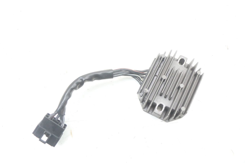 photo de LAADREGELAAR SUZUKI SV S 650 (1999 - 2002) - Detail van het onderdeel