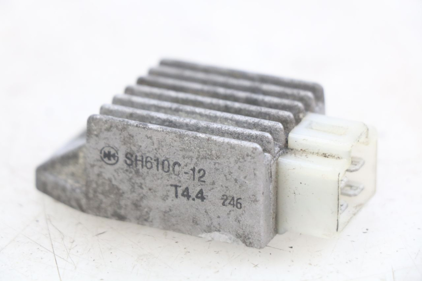 photo de LAADREGELAAR PEUGEOT SV 125 (1991 - 1994) - Zoom op gebruiksstaat