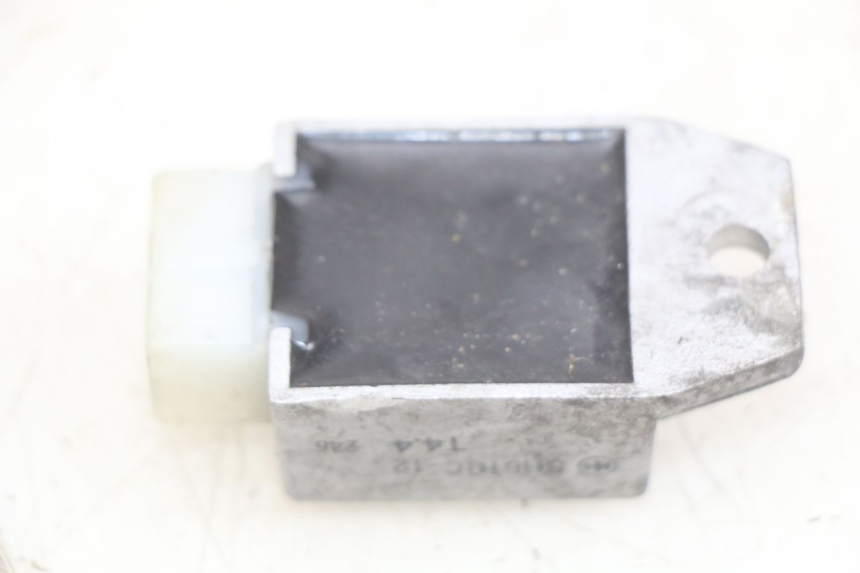 photo de LAADREGELAAR PEUGEOT SV 125 (1991 - 1994) - Andere kijkhoek