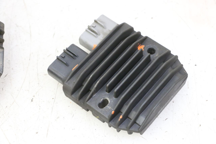 photo de LAADREGELAAR YAMAHA TDM ABS 900 (2002 - 2014) - Staat van het oppervlak