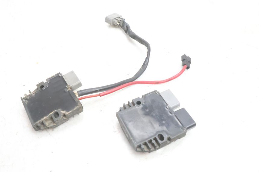 photo de LAADREGELAAR YAMAHA TDM ABS 900 (2002 - 2014) - Detail van het onderdeel