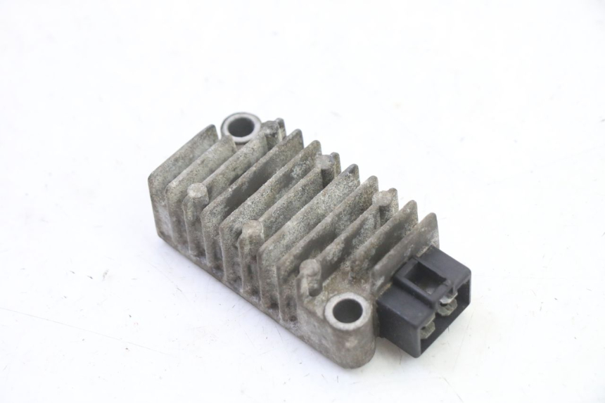 photo de LAADREGELAAR YAMAHA TDR DELTABOX 125 (1997 - 2003) - Hoofdaanzicht