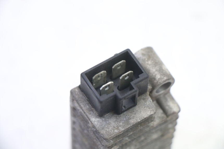 photo de LAADREGELAAR YAMAHA TDR DELTABOX 125 (1997 - 2003) - Andere kijkhoek