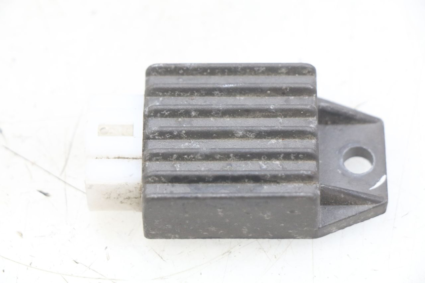 photo de LAADREGELAAR PEUGEOT TKR TREKKER FURIOUS 50 (2005 - 2014) - Hoofdaanzicht