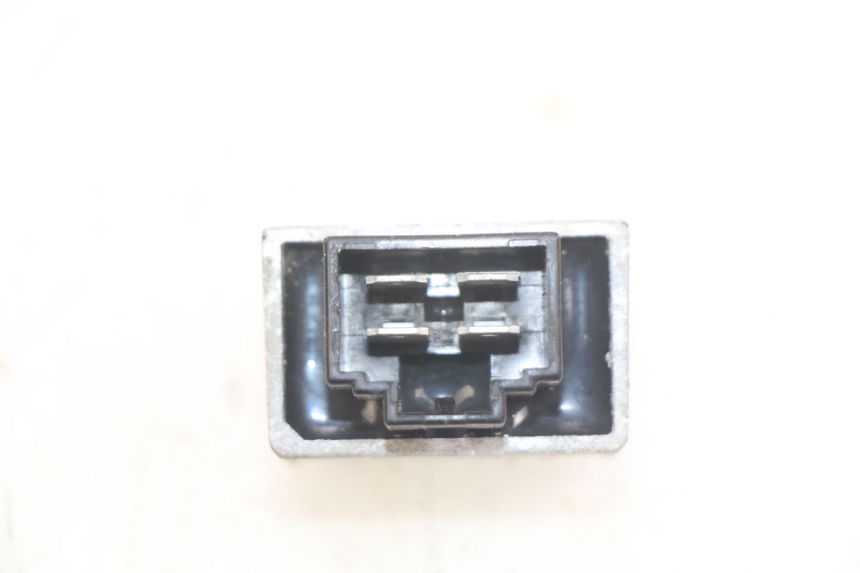 photo de LAADREGELAAR PEUGEOT TREKKER 50 (1998 - 2004) - Zoom op gebruiksstaat