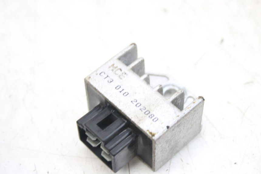 photo de LAADREGELAAR PEUGEOT TWEET 4T 50 (2010 - 2014) - Andere kijkhoek