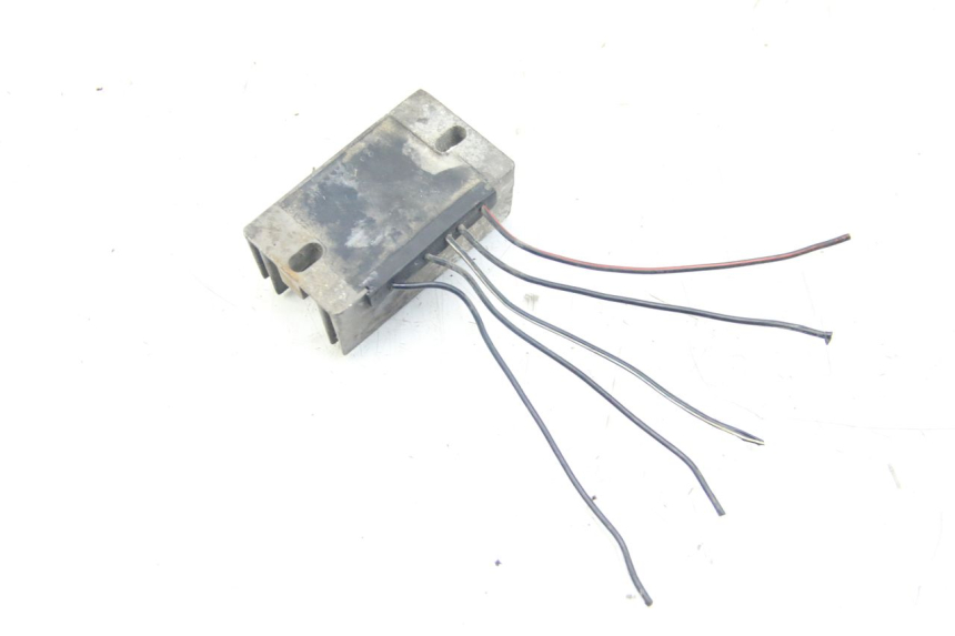 photo de LAADREGELAAR SUZUKI UH BURGMAN 125 (2002 - 2006) - Hoofdaanzicht