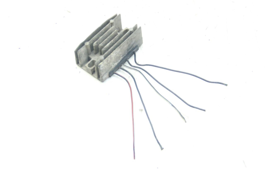 photo de LAADREGELAAR SUZUKI UH BURGMAN 125 (2002 - 2006) - Detail van het onderdeel