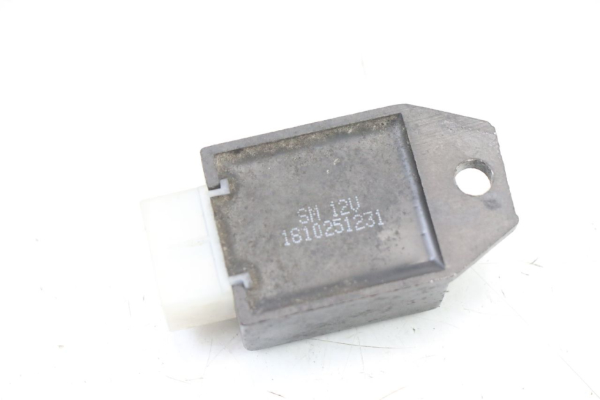 photo de LAADREGELAAR UNIVERSAL BIKE ZN50QT-11B 50 (2018 - 2021) - Andere kijkhoek