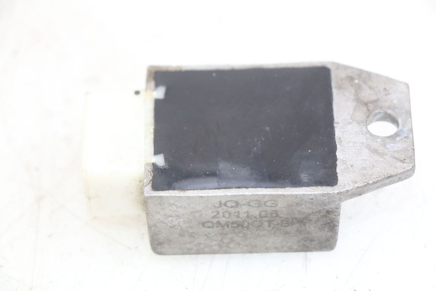 photo de LAADREGELAAR PEUGEOT V-CLIC VCLIC 50 (2007 - 2013) - Zoom op gebruiksstaat