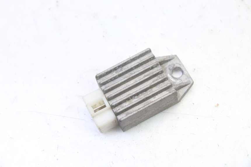 photo de LAADREGELAAR PEUGEOT V-CLIC VCLIC 50 (2007 - 2013) - Detail van het onderdeel