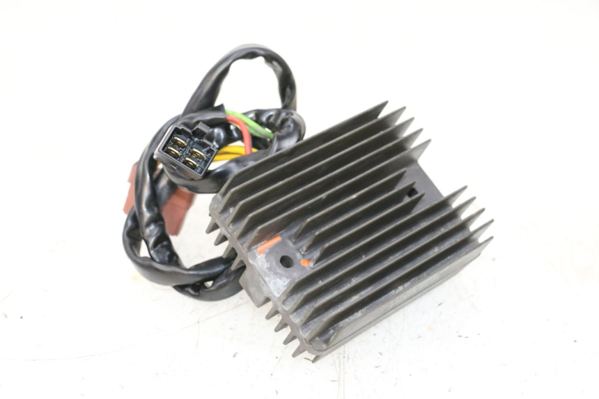 photo de LAADREGELAAR PIAGGIO VESPA GTS SUPER IE 125 (2009 - 2016) - Bevestigingspunten