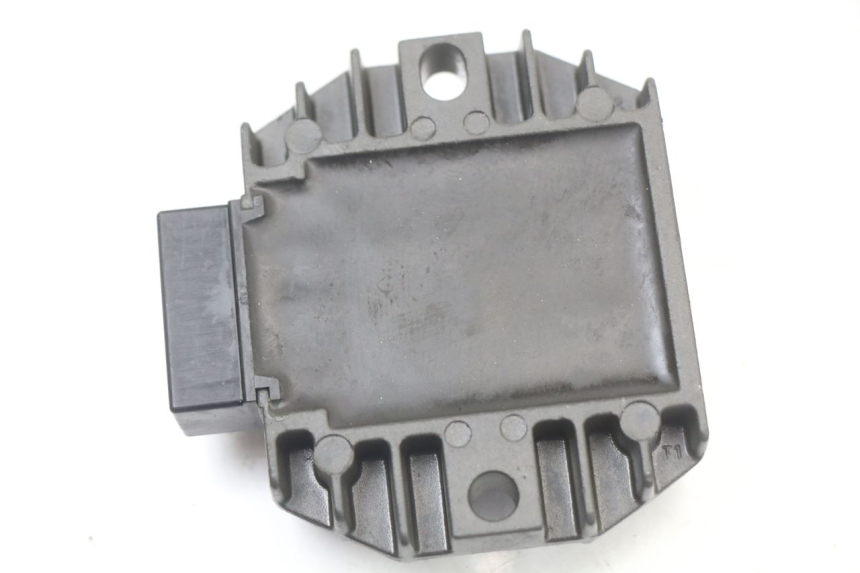 photo de LAADREGELAAR PIAGGIO VESPA LX 125 (2005 - 2010) - Andere kijkhoek