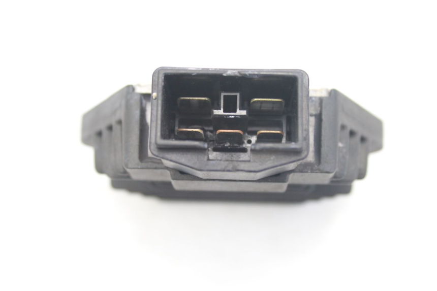 photo de LAADREGELAAR HONDA VFR FI RC46 800 (1998 - 2001) - Technische close-up