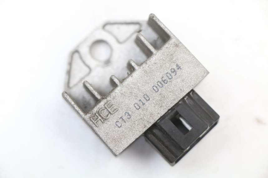 photo de LAADREGELAAR PEUGEOT VIVACITY NEW 4T 50 (2008 - 2017) - Hoofdaanzicht