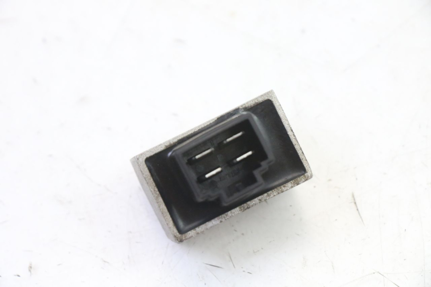 photo de LAADREGELAAR PEUGEOT VIVACITY NEW 4T 50 (2008 - 2017) - Zoom op gebruiksstaat