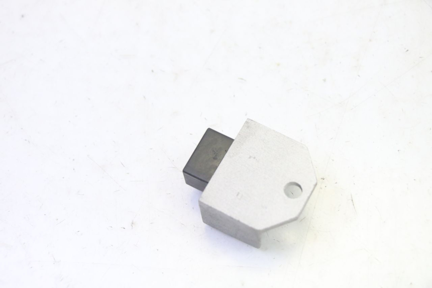 photo de LAADREGELAAR PEUGEOT VIVACITY NEW 4T 50 (2008 - 2017) - Andere kijkhoek