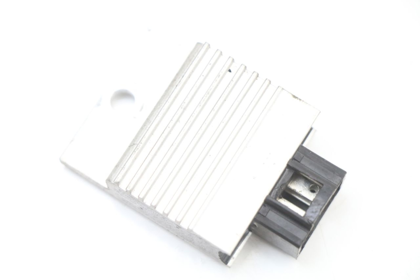 photo de LAADREGELAAR HONDA WALLAROO DX 50 (1993 - 1996) - Detail van het onderdeel