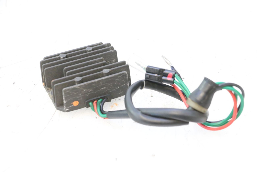 photo de LAADREGELAAR YAMAHA WAVE RUNNER GP R 1200 (2000 - 2003) - Technische close-up