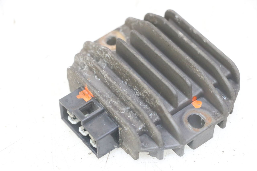 photo de LAADREGELAAR YAMAHA X-MAX XMAX 125 (2010 - 2013) - Andere kijkhoek