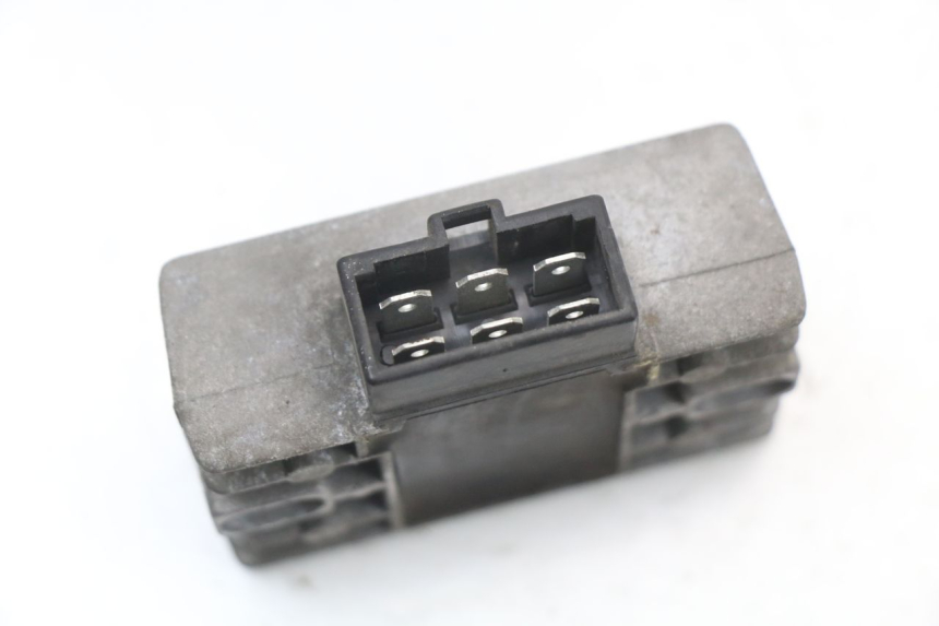 photo de LAADREGELAAR PIAGGIO X8 125 (2004 - 2007) - Detail van het onderdeel