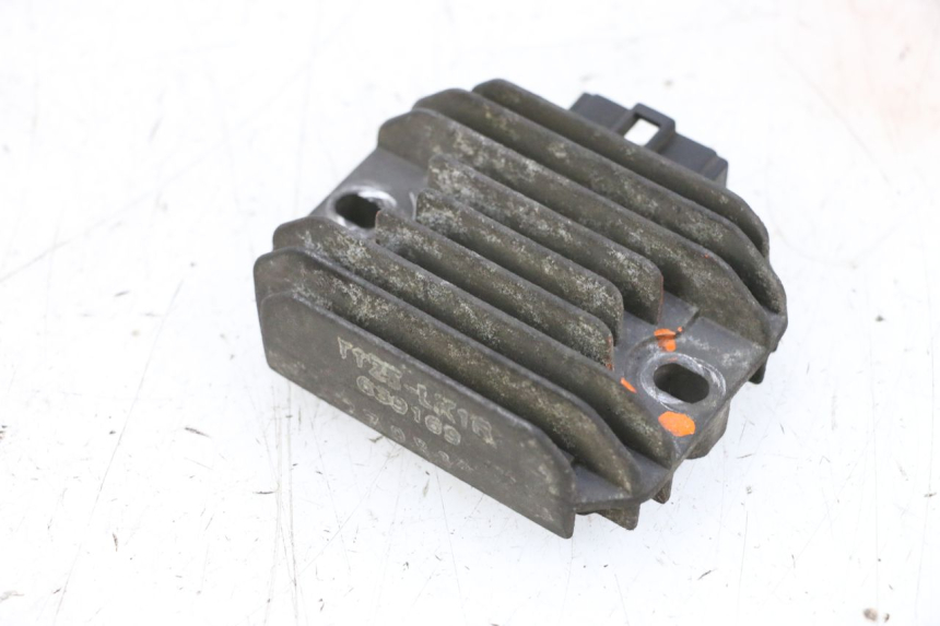 photo de LAADREGELAAR PIAGGIO X8 125 (2004 - 2007) - Zoom op gebruiksstaat