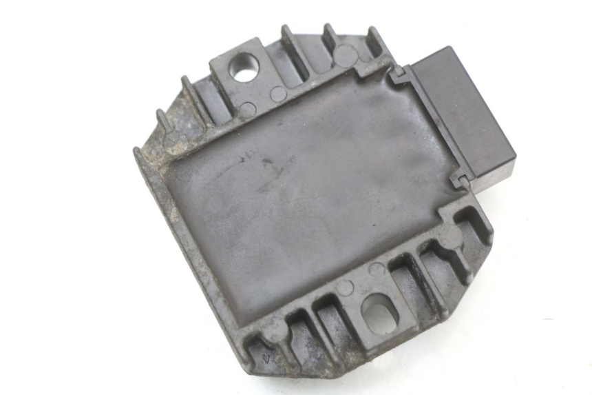 photo de LAADREGELAAR PIAGGIO X9 125 (2000 - 2003) - Technische close-up