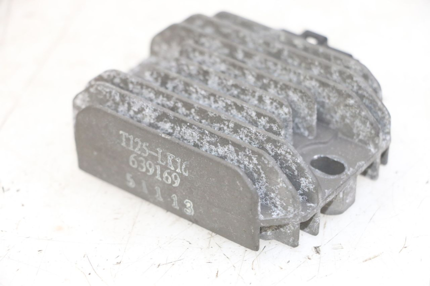 photo de LAADREGELAAR PIAGGIO XEVO - X EVO 125 (2007 - 2017) - Hoofdaanzicht