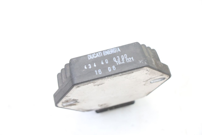 photo de LAADREGELAAR HONDA XLV VARADERO 125 (2000 - 2006) - Andere kijkhoek