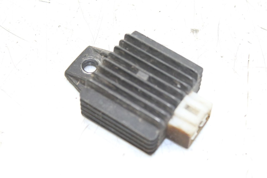 photo de LAADREGELAAR ZHEJIANG XMOTOS XB-81 50 - Zoom op gebruiksstaat