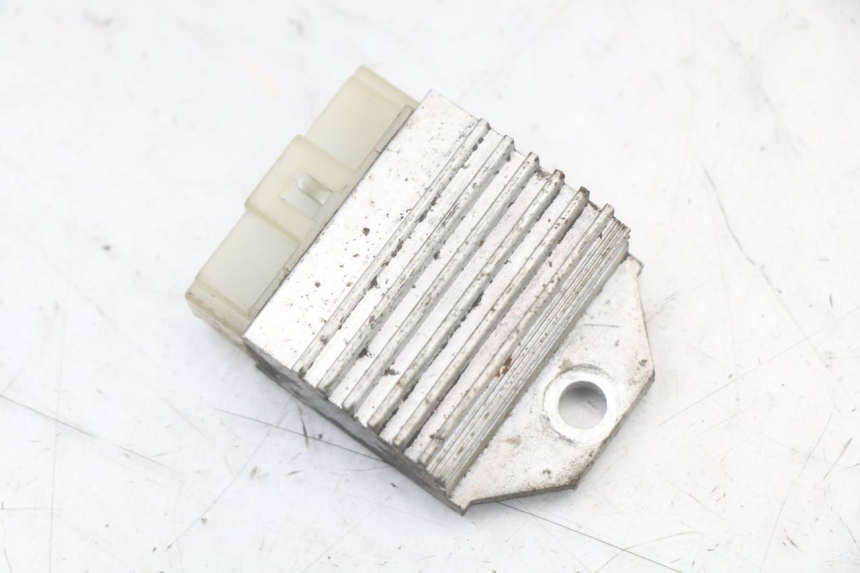 photo de LAADREGELAAR YAMAHA BW'S NG NEXT GENERATION 50 (1996 - 2003) - Detail van het onderdeel