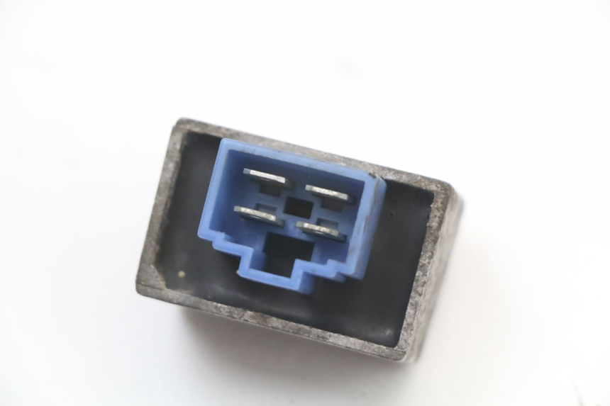 photo de LAADREGELAAR YAMAHA YN NEO'S 50 (1997 - 2004) - Andere kijkhoek