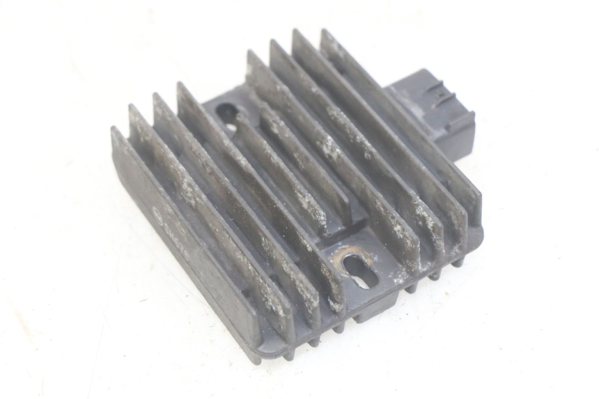 photo de LAADREGELAAR YAMAHA YP MAJESTY 400 (2004 - 2008) - Hoofdaanzicht