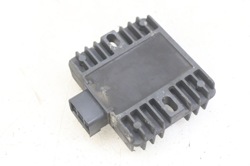 photo de LAADREGELAAR YAMAHA YP MAJESTY 400 (2004 - 2008) - Detail van het onderdeel