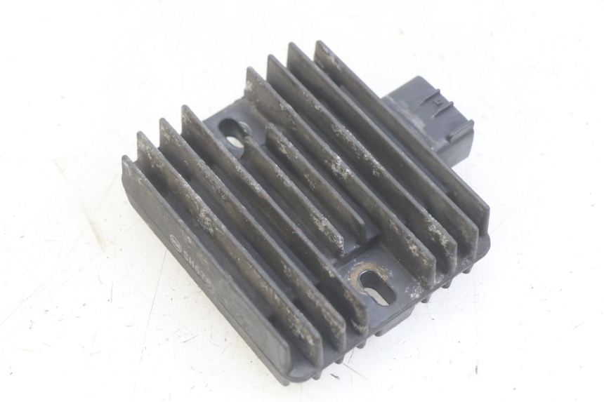 photo de LAADREGELAAR YAMAHA YP MAJESTY 400 (2004 - 2008) - Zoom op gebruiksstaat