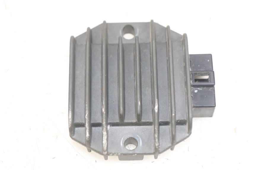 photo de LAADREGELAAR YAMAHA YP MAJESTY 125 (1998 - 2001) - Hoofdaanzicht