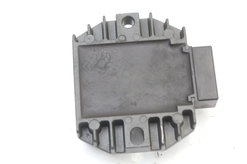 photo de LAADREGELAAR YAMAHA YP MAJESTY 125 (2002 - 2006) - Andere kijkhoek