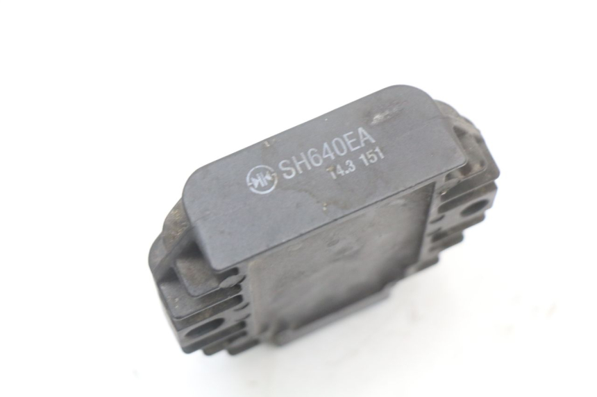 photo de LAADREGELAAR YAMAHA YP MAJESTY 125 (2002 - 2006) - Technische close-up