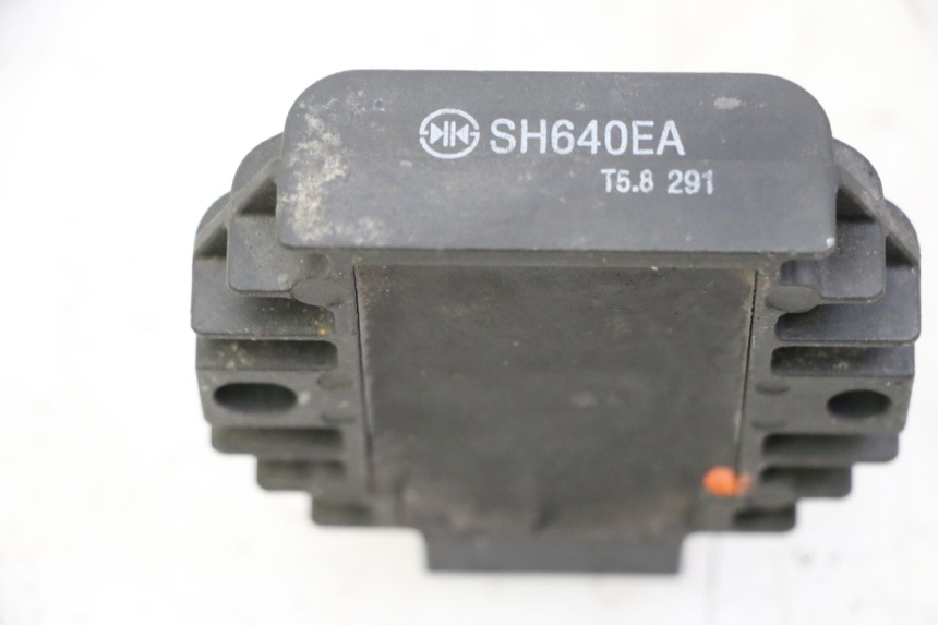 photo de LAADREGELAAR YAMAHA YP MAJESTY 125 (2002 - 2006) - Zoom op gebruiksstaat