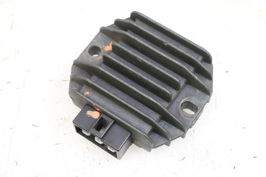 photo de LAADREGELAAR YAMAHA YP MAJESTY 125 (2002 - 2006) - Hoofdaanzicht