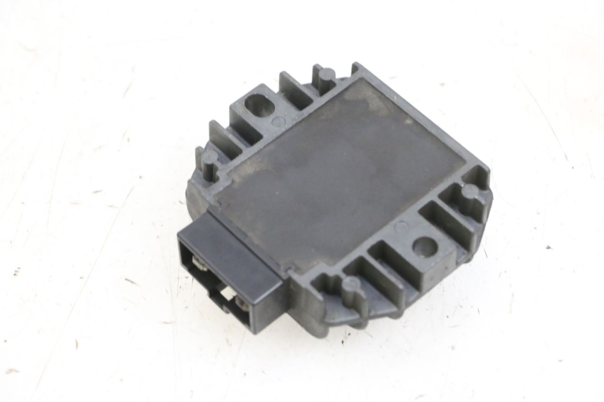 photo de LAADREGELAAR YAMAHA YP MAJESTY 125 (2002 - 2006) - Detail van het onderdeel