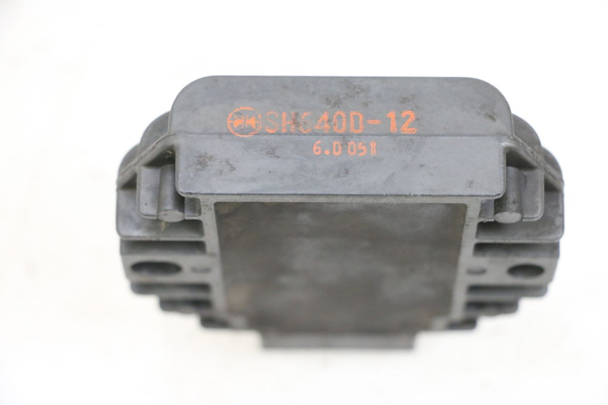 photo de LAADREGELAAR YAMAHA YP MAJESTY 125 (2002 - 2006) - Andere kijkhoek