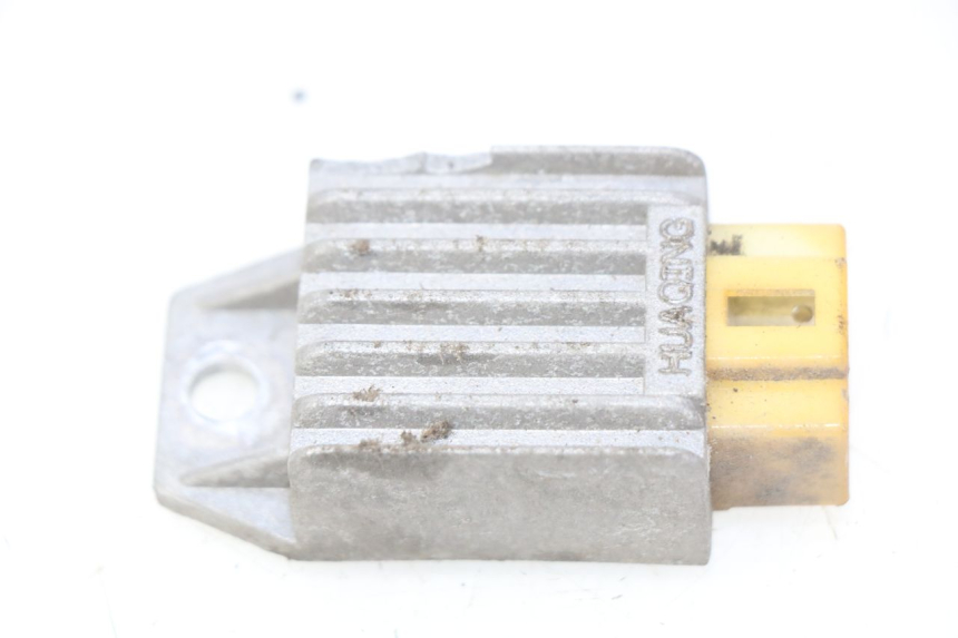 photo de LAADREGELAAR YIYING YY50QT-10 50 (2007 - 2022) - Andere kijkhoek