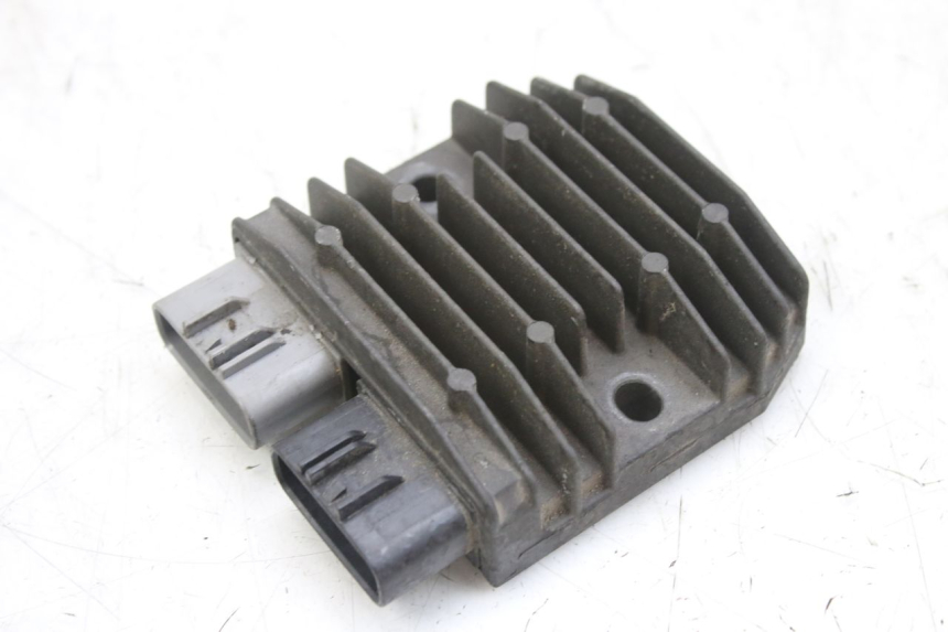 photo de LAADREGELAAR YAMAHA YZF R1 1000 (2007 - 2008) - Detail van het onderdeel