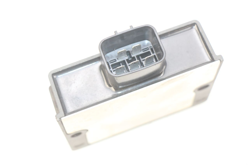 photo de LAADREGELAAR KAWASAKI Z 650 (2016 - 2019) - Detail van het onderdeel