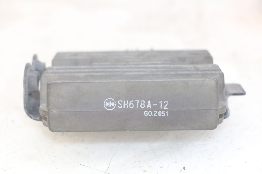 photo de LAADREGELAAR KAWASAKI Z 750 (2007 - 2013) - Andere kijkhoek