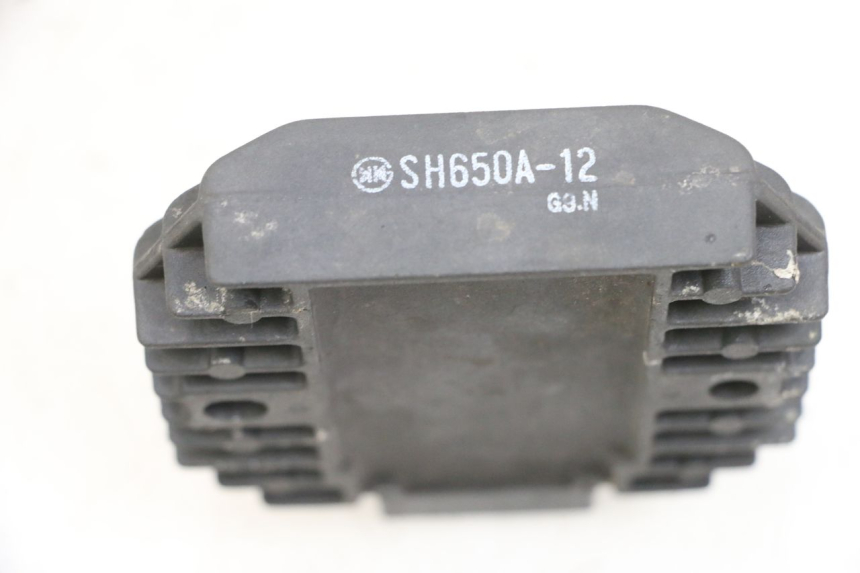 photo de LAADREGELAAR KAWASAKI ZR 7 750 (1999 - 2004) - Zoom op gebruiksstaat